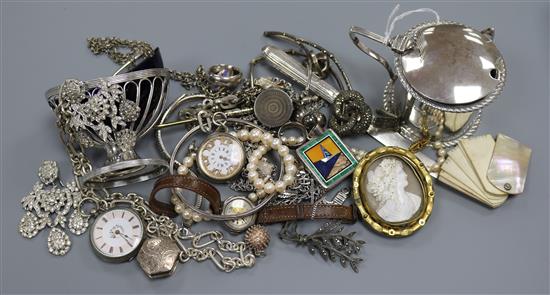 Silver items including a mustard pot and a salt and a quantity of jewellery including costume and silver.